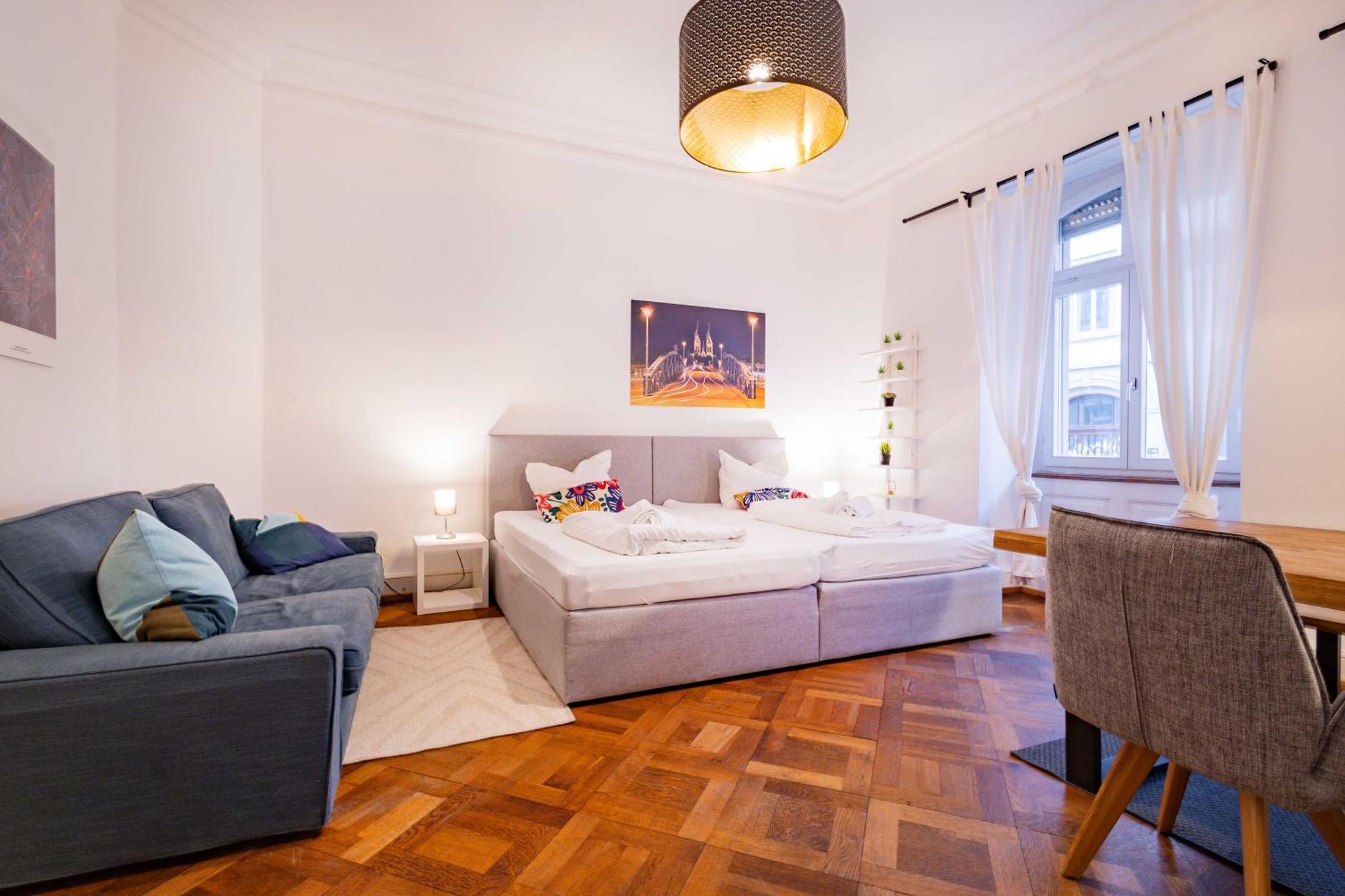 Stayinn "Heart Of The City" Suite Freiburg im Breisgau Exterior photo