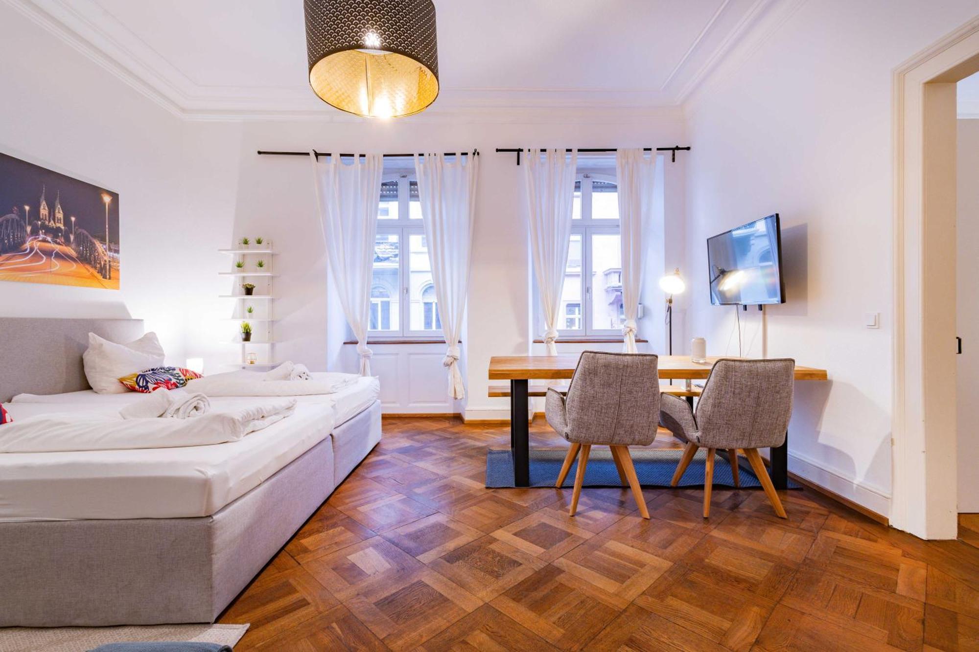 Stayinn "Heart Of The City" Suite Freiburg im Breisgau Exterior photo